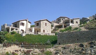 Toxotis_Villa_Ikaria_Prinos_Reizen_buitenaanzicht